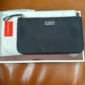 Vintage Black Coach Flat Pouch Wallet Wristlet